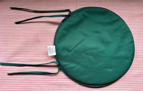 Round garden chair - garden, pads
